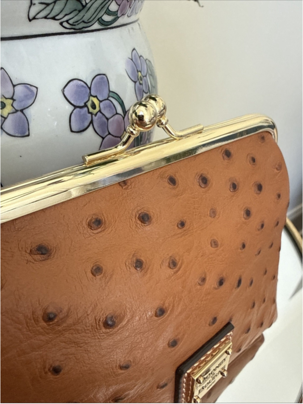 Dooney & Bourke Ostrich Kisslock Framed Bag Card Holder Caramel Color NWOT - Picture 7 of 9